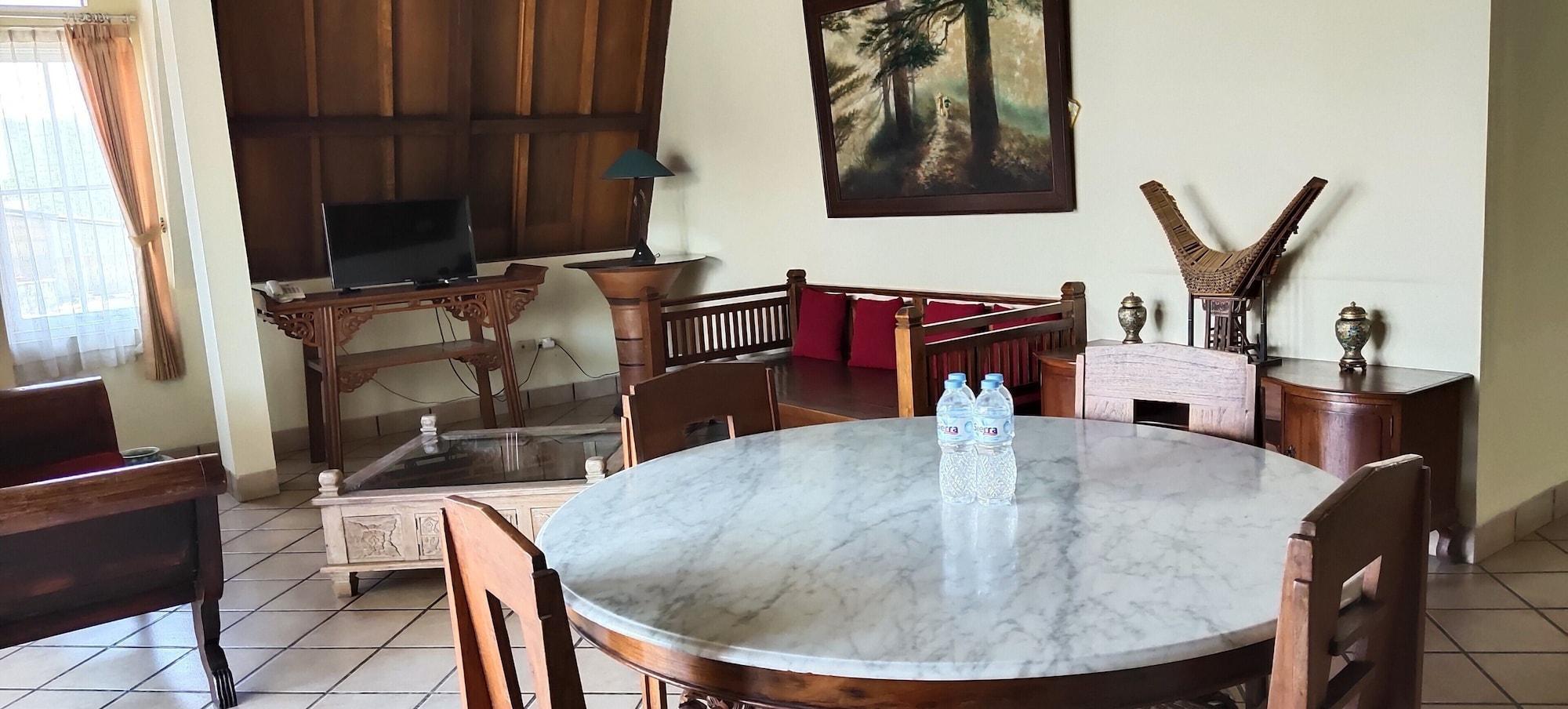 Obc Villa Бандунг Экстерьер фото