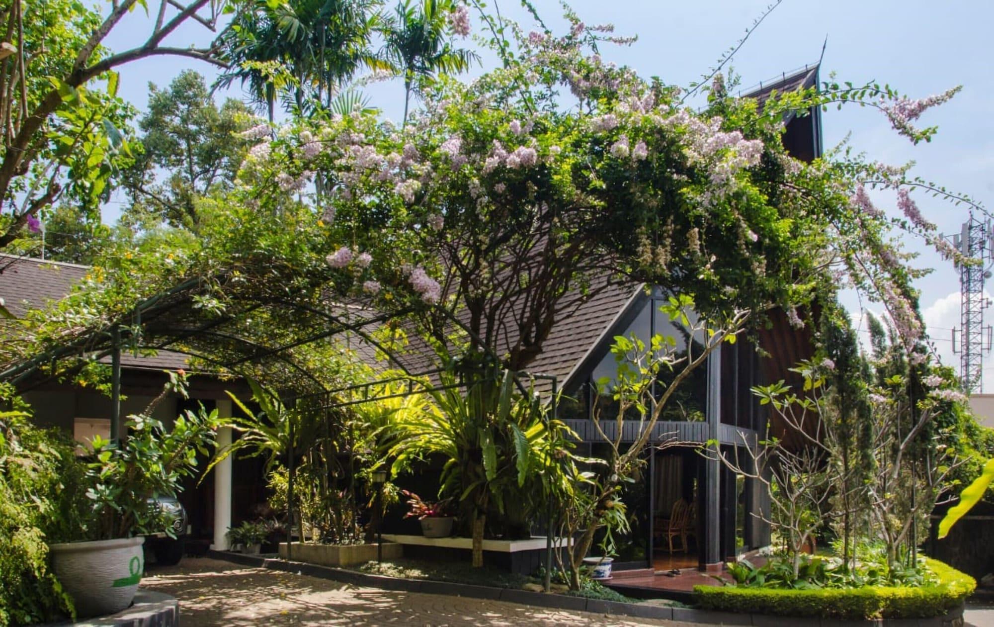 Obc Villa Бандунг Экстерьер фото